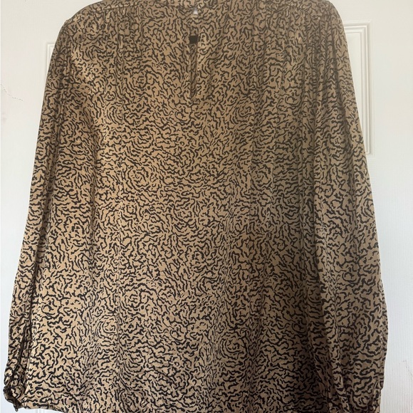 Abstract Print Balloon Sleeve Silk Top
FRAME - Picture 3 of 9